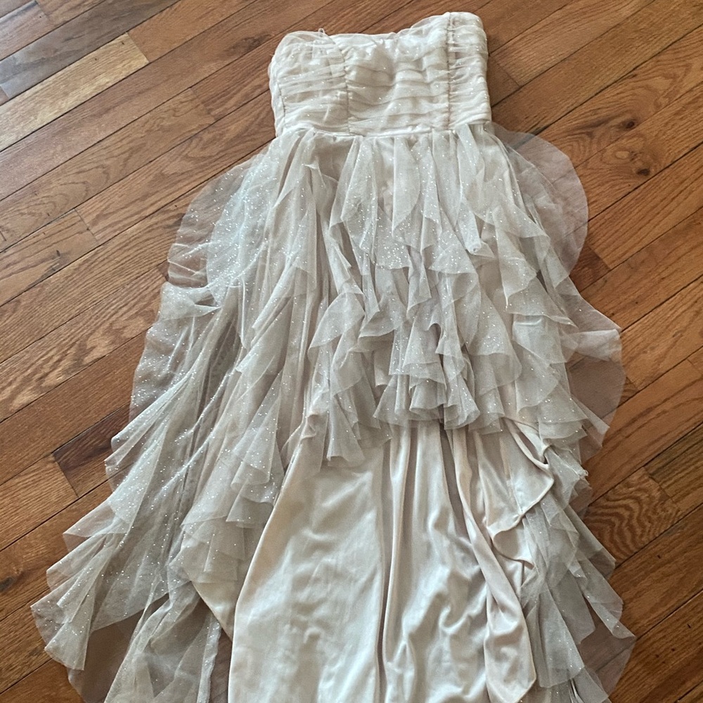 Beautiful Deb dress size 5